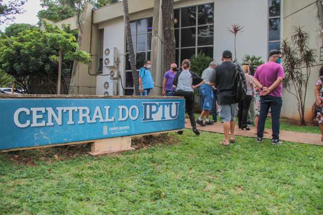 A 2 dias do fim do desconto de 20%, Central do IPTU faz plant&atilde;o 