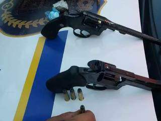 Guarda apreende armas em festa clandestina com 150 pessoas