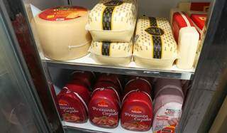 Os melhores queijos, salames e presuntos você só encontra na BR Frios (Foto: Paulo Francis)