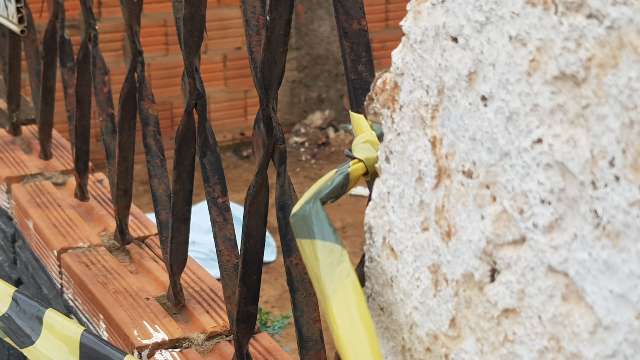Casa onde homem morreu esfaqueado &eacute; &ldquo;problema para o bairro&rdquo;, dizem vizinhos