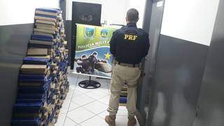 Ap&oacute;s persegui&ccedil;&atilde;o, carro &eacute; apreendido carregado de maconha