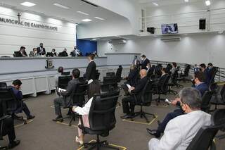 Sessão extraordinária realizada em 2021 para aprovação de projeto para compra da vacina contra covid-19 (Foto: Divulgação/Câmara de Vereadores)
