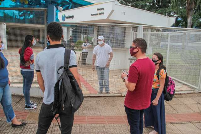De novo: candidatos confundem hor&aacute;rio e perdem Enem