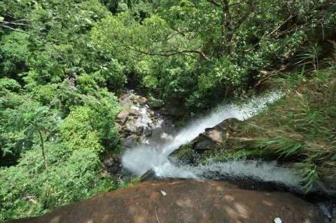 Jovem acorda na Cachoeira do Inferninho mais de 16 horas ap&oacute;s ser espancado