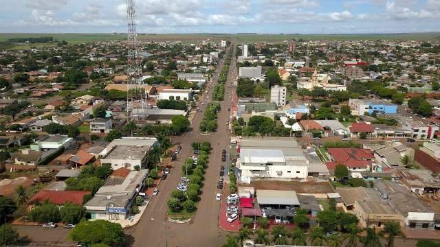 Com sal&aacute;rios de at&eacute; R$ 1,9 mil, prefeitura busca profissionais em 8 &aacute;reas