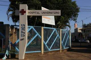 Para o Hospital Universitário da UFMS são 13 vagas ao todo, sendo 12 para médicos. (Foto: Kísie Ainoã/Arquivo)