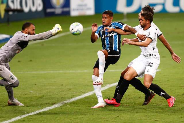 Gr&ecirc;mio arranca empate com o Atl&eacute;tico-MG e amplia s&eacute;rie invicta no Brasileir&atilde;o