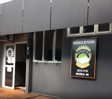 Homem se confunde com cheques e perde R$ 45 mil em golpe pelo Whatsapp