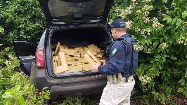 Adolescente &eacute; apreendido com carro carregado de maconha na BR-376