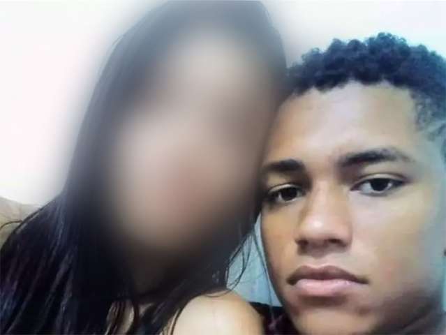 Rapaz matou esposa de 17 anos com espingarda emprestada do pai dela