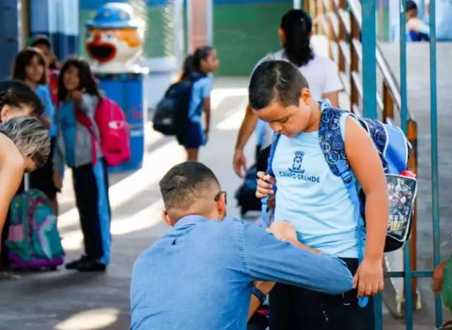 Processo de matr&iacute;culas &eacute; reaberto para Ensino Fundamental