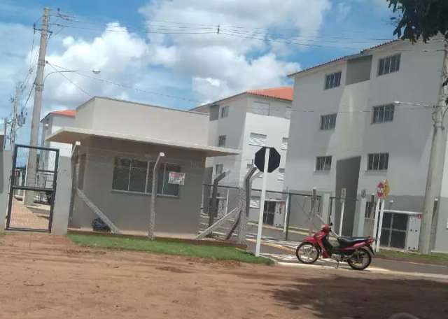 Contemplados esperam h&aacute; 9 meses pela entrega de apartamentos 