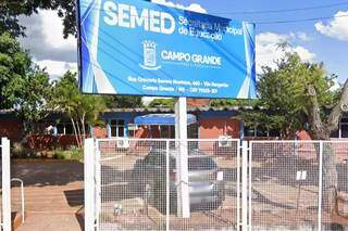 Fachada da sede da Semed, em Campo Grande (Foto: Google Street View)