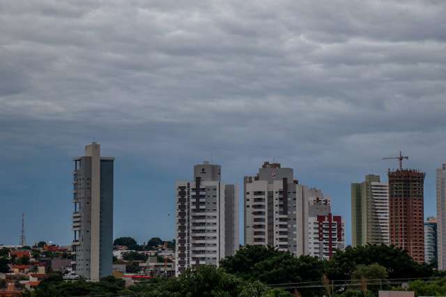 Semana começa com céu nublado e previsão é de mais chuva em MS