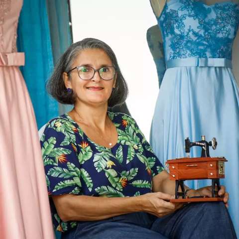 Figurinista, Débora trocou medo de bala perdida pela paz de MS