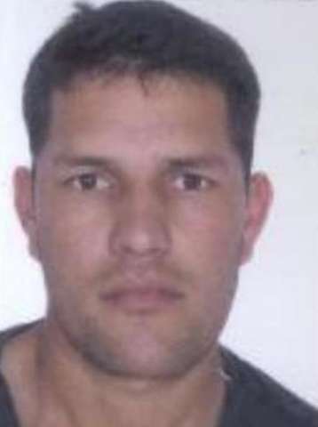 Policial &eacute; preso por envolvimento na morte de colegas na fronteira