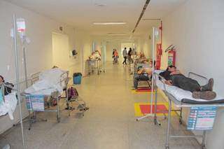 Pacientes em hospital da Capital. (Foto: Marcos Maluf | Arquivo)