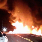 Incêndio derrete ônibus de viagem que trazia 40 pessoas para Campo Grande