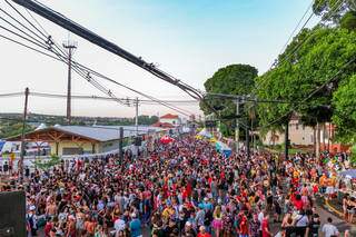 Multidão na Esplanada Ferroviária, em fevereiro de 2020. (Foto: Arquivo)