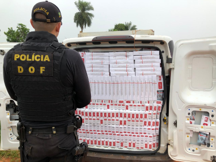 Carro furtado &eacute; apreendido abarrotado de cigarros e motorista preso na MS-166