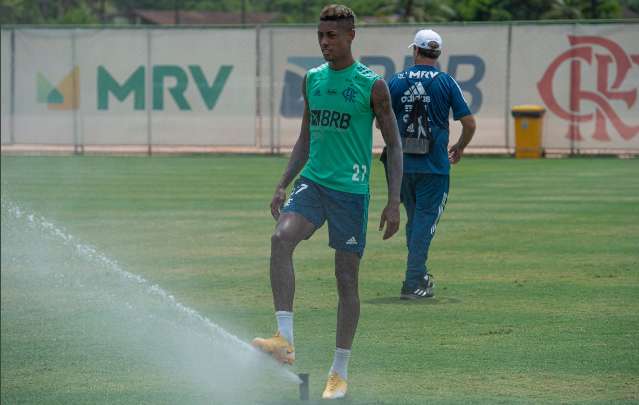 Flamengo visita Sport precisando da vit&oacute;ria para retomar vice-lideran&ccedil;a