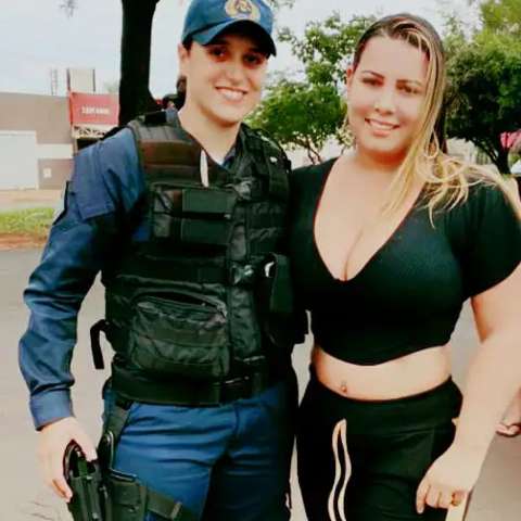 Repercussão contra casal de lésbicas gerou até boato de demissão da PM