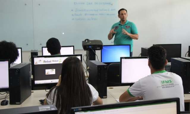 Termina amanh&atilde; prazo para inscri&ccedil;&otilde;es na especializa&ccedil;&atilde;o com 2000 vagas do IFMS 