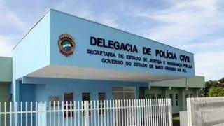 Homem &eacute; preso depois de jogar ex no ch&atilde;o, enforc&aacute;-la e amea&ccedil;ar fam&iacute;lia de morte