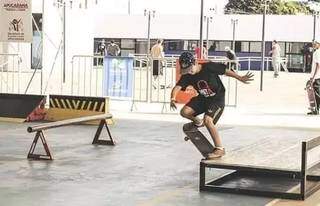 Aos 14 anos, Japinha usa skate para realizar o sonho de ir &agrave;s Olimp&iacute;adas