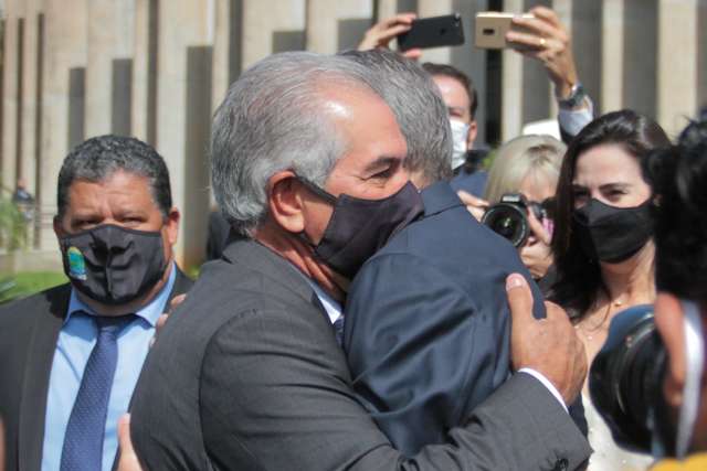 Na Assembleia, Azambuja diz otimista que MS &ldquo;virou a p&aacute;gina de 2020&rdquo; 