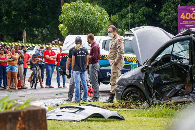 Per&iacute;cia leva 3 horas para chegar a local de trag&eacute;dia com duas mortes