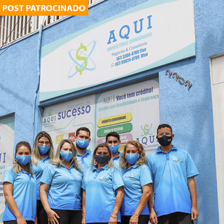 Da esquerda para direita, Sabrina Nascimento, Lohrayne Brandao, Nadia Lima, Rafael Freitas, Edna Lopes, Rodrigo Pimentel, Lourdes Lara, Breno Bastos. (Foto: Henrique Kawaminami)