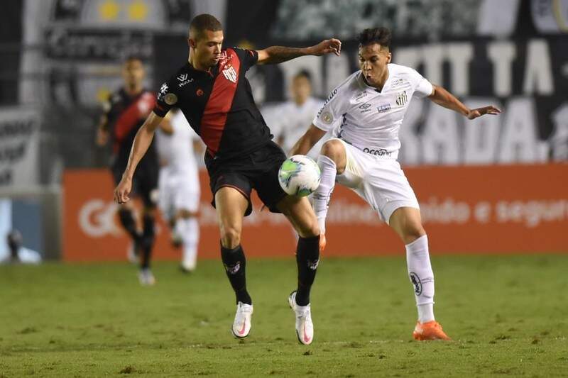 Reta final de Brasileirão com dois jogos em casa: o mês de