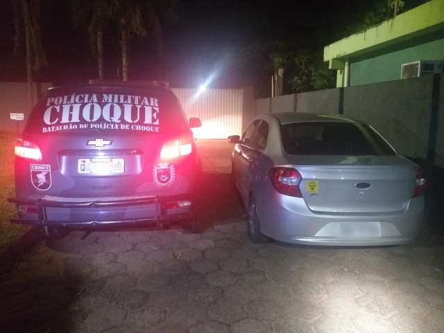 Antes de confronto e morte, assaltantes levaram carro de motorista de aplicativo