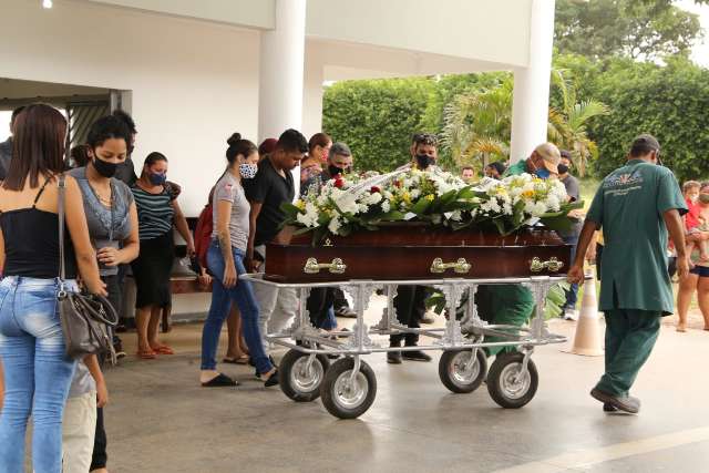 Enfermeira, tia soube da morte de sobrinho ao receber corpo em posto de sa&uacute;de