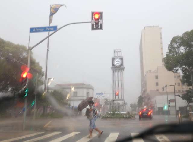 Meteorologia prev&ecirc; 7 dias de chuva sem tr&eacute;gua na Capital e no interior 