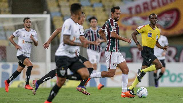 Em duelo sonolento Fluminense e Atlético MG decepcionam e empatam sem