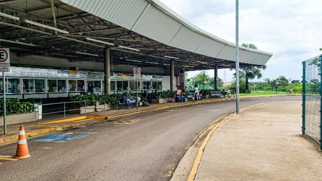 Em ano sem Carnaval, rodovi&aacute;ria da Capital prev&ecirc; movimento 84% menor que em 2020