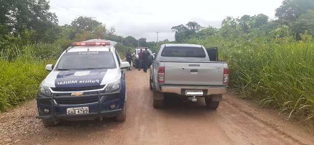 Quatro s&atilde;o presos ap&oacute;s idoso ser sequestrado, amarrado e ter caminhonete roubada