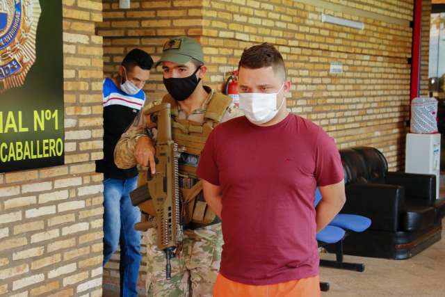 Sul-mato-grossenses do PCC expulsos do Paraguai v&atilde;o continuar presos