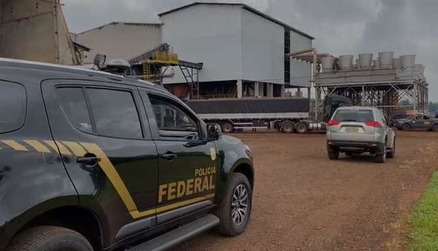 Em 1&ordf; queima do ano, PF destr&oacute;i 12 toneladas de drogas apreendida em 3 meses