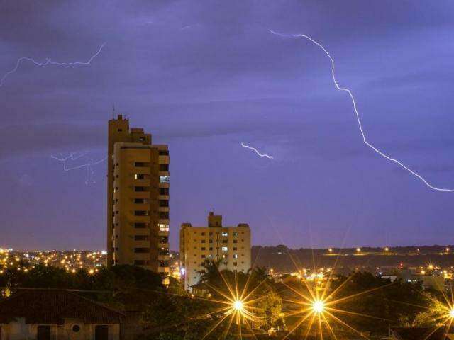  Temporal em Campo Grande registrou maior queda de raios do ano 