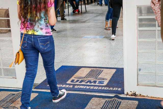 Seguem abertas inscri&ccedil;&otilde;es para 1.131 vagas ociosas da UFMS 