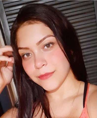 &quot;Ela n&atilde;o tinha nada a ver com essa rixa&quot;, diz pai de jovem morta em tiroteio 
