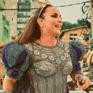 Carnaval em casa é com lives de Cordão Valu e cantores famosos