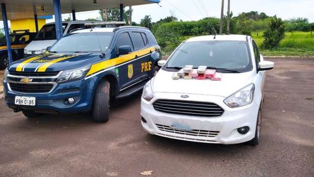Dupla &eacute; presa na BR-262 com tabletes de coca&iacute;na que seriam entregues na Capital 