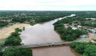 Monitoramento nos rios, como o Aquidauana, continuará. (Foto: Governo de MS)
