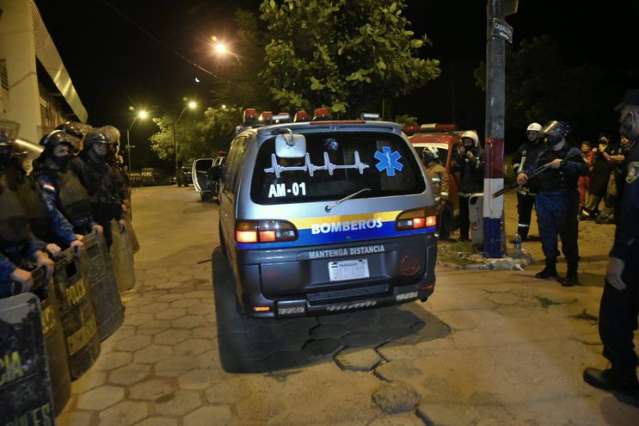 Mortos no maior pres&iacute;dio do Paraguai foram apunhalados e apedrejados