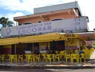 Durante mais de 40 anos, seu Serafin foi dono do conveniência e bar Escobar (Foto: Minamar Júnior)