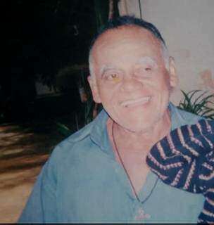 Florisvaldo sofre de Mal de Alzheimer(Foto: Arquivo Pessoal)